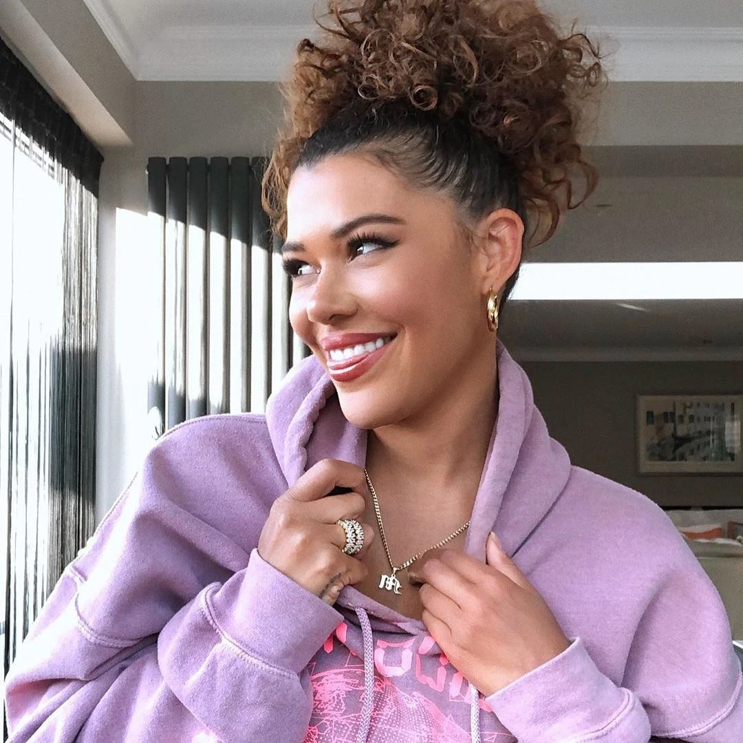 Cubana Initial Necklace 8 Cubana Initial Necklace - Image 8