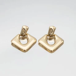 Anika Link Drop Earrings -Prya Store AnikaEarrings1 gold PRYA 1 a9574dbb 41e4 47f0 ab0f 915377ec8b5c