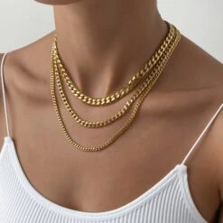 Classic Cuban Chain Gold -Prya Store IMG 1308 PRYA Necklaces 2