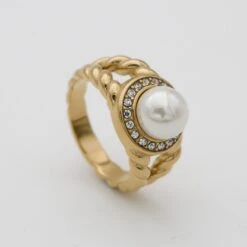 Ivana Pearl Ring