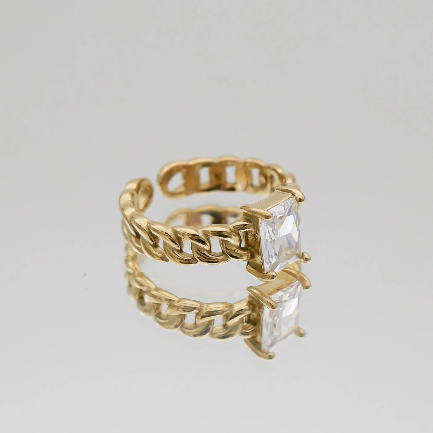 Laria Cuban Ring 8 Laria Cuban Ring - Image 8