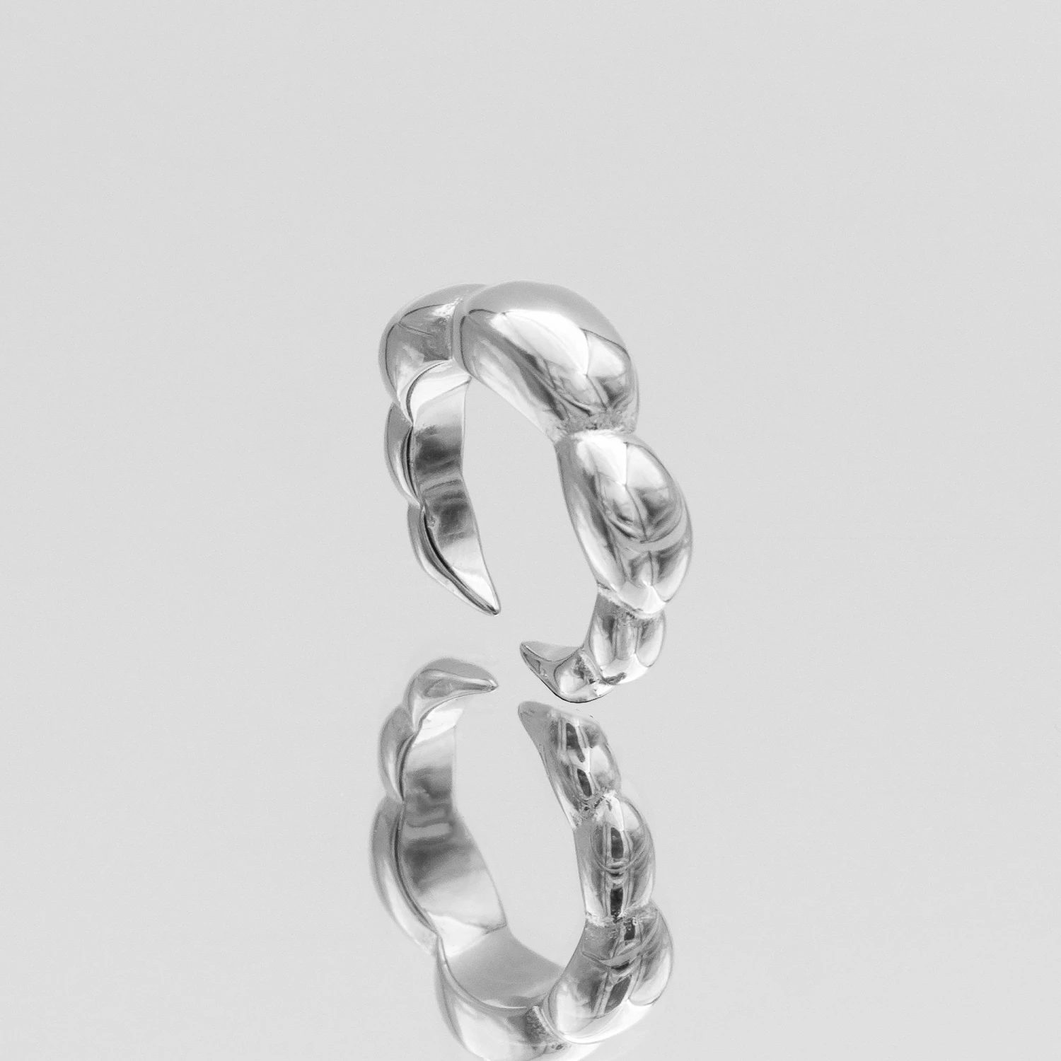 Lia Bubble Band Ring 8 Lia Bubble Band Ring - Image 8