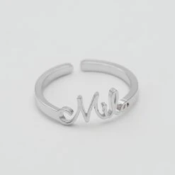 London Custom Name Ring -Prya Store LondonCustomNameRing 1 2
