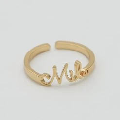 London Custom Name Ring -Prya Store LondonCustomNameRing 1