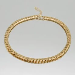 Mae Flat Curb Chain -Prya Store Maechainnecklacemirror