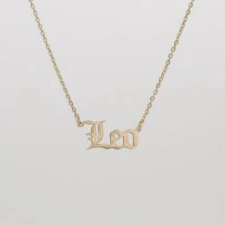Old English Zodiac Name Necklace -Prya Store Old English Zodiac Necklace Leo 01 PRYA