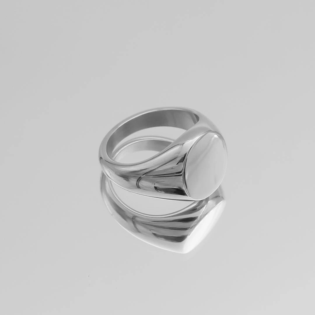 Classic Silver Signet Ring 2 Classic Silver Signet Ring - Image 2