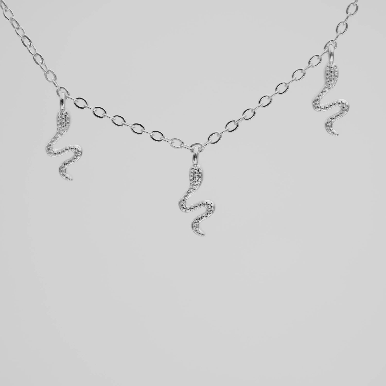 Suspended Snake Choker 2 Suspended Snake Choker - Image 2