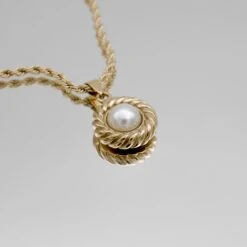 Esme Pearl Round Necklace -Prya Store P1370144