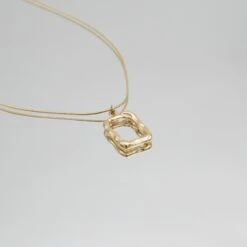 Elise Pendant Necklace -Prya Store P1370258