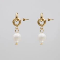 Alicia Pearl Interlocked Earrings -Prya Store P13704551