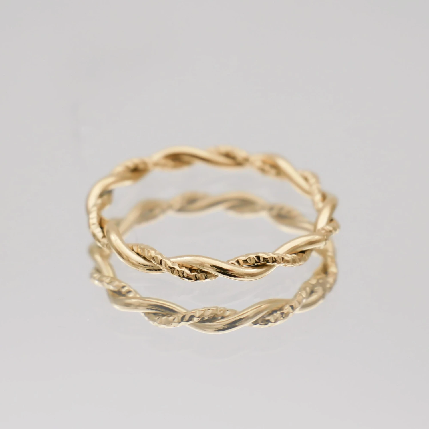 Aicha Twisted Ring 3 Aicha Twisted Ring - Image 3