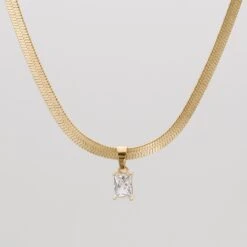 Erin Pendant Necklace -Prya Store PRYA 1480129