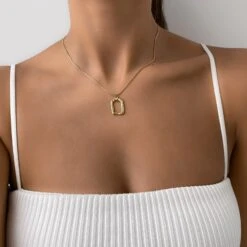 Elise Pendant Necklace -Prya Store PRYAElisePendantNecklace