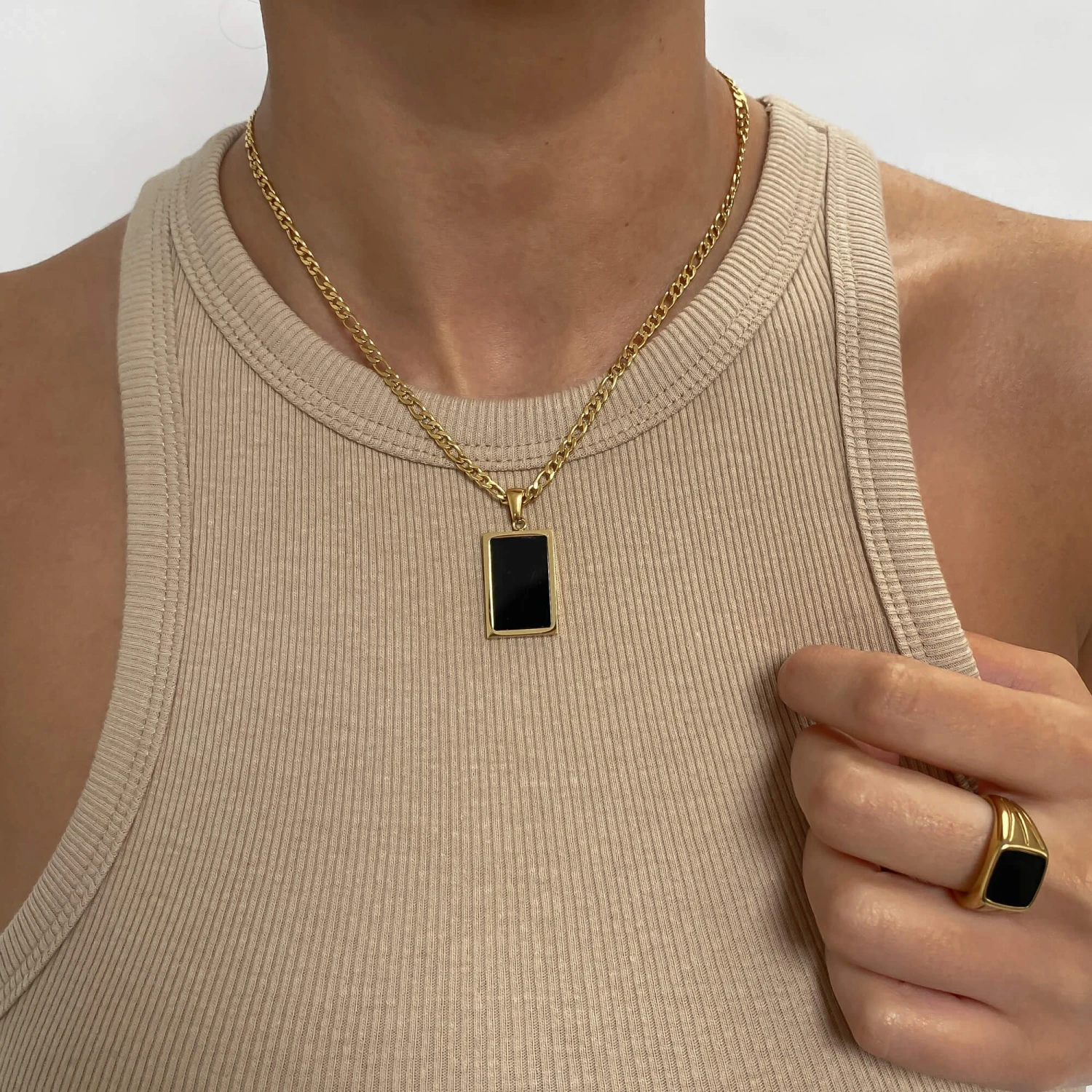 Saraya Onyx Tablet Necklace 2 Saraya Onyx Tablet Necklace - Image 2