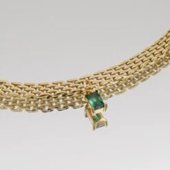 Raya Thin Necklace 14 Raya Thin Necklace -Prya Store RayaThinNecklace Studio Gold Emerald 03 PRYA