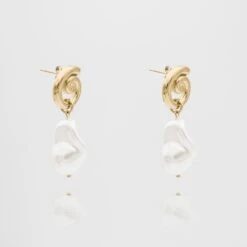 Rumi Pearl Earrings 6 Rumi Pearl Earrings -Prya Store RumiEarrings 1