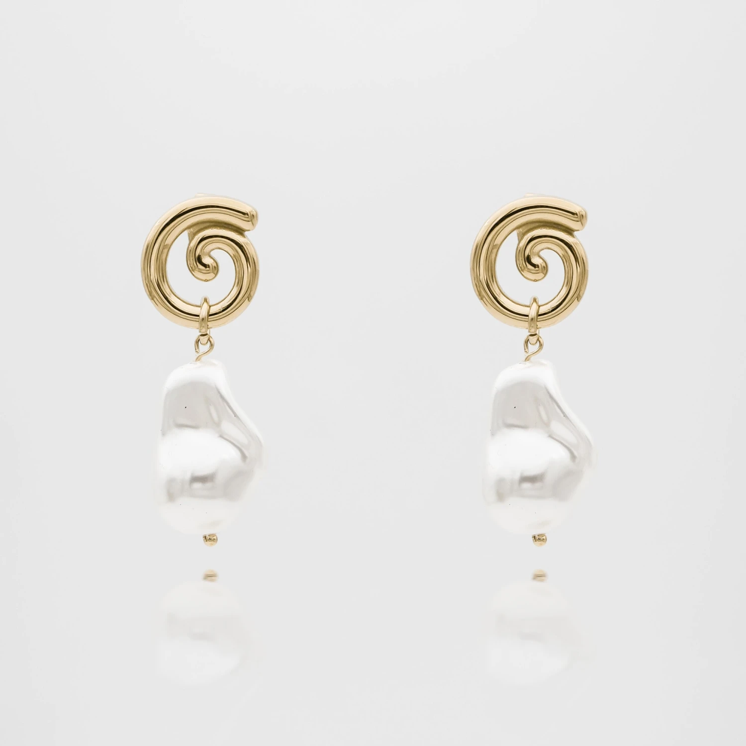 Rumi Pearl Earrings 1 Rumi Pearl Earrings