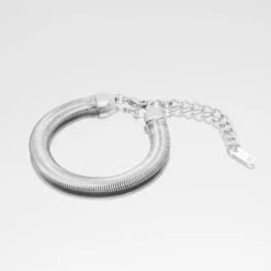 Herringbone Bracelet -Prya Store Skylachunkysnakebracelet Gold 01 PRYA 2