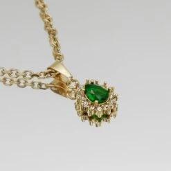 Zayla Gemstone Necklace 35 Zayla Gemstone Necklace -Prya Store ZaylaGemstoneNecklace Emerlad 03 PRYA